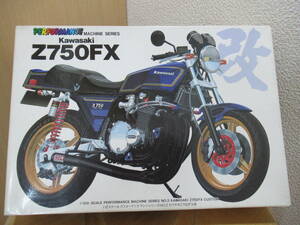 ★アオシマ　1/12　カワサキ　KAWASAKI　Z750FX　バイク　プラモデル　②★　