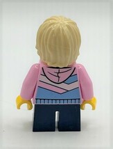 即決 新品 未使用　レゴ LEGO ミニフィグ　ピンクパーカーの男の子　ニッコリ　困り顔　子ども　ミニフィギュア 　シティ_画像4