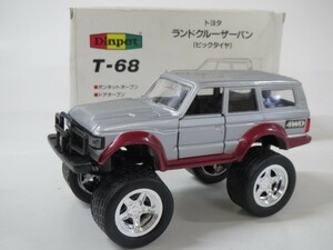 49661# Diapet T-68 Toyota Land Cruiser van ( Bick шина ) серебряный 