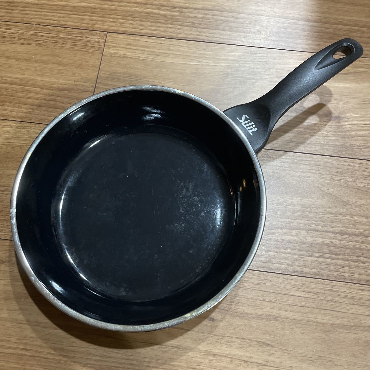 ヤフオク! -「シリット フライパン」(調理器具) (キッチン、食器)の ...
