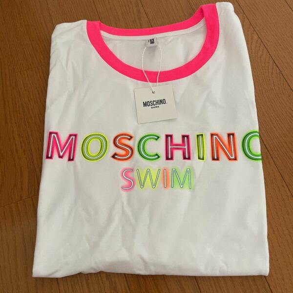 モスキーノ　MOSCHINO Tシャツ