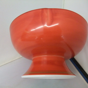 ちょっと難あり  日本製 高台盛鉢    中鉢  赤  趣・味わいのある鉢です。の画像6
