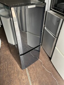 三菱 2ドア冷蔵庫 146L 2017年製 MR-P15C サファイアブラック