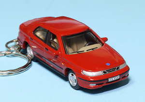 ★☆SAAB 9-5☆サーブ 9-5☆レッド☆ミニカー☆キーホルダー・アクセサリー☆★