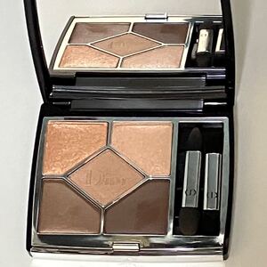 Dior クリスチャンディオールサンククルール クチュール#559アイシャドウ