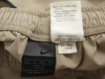 T極美品★NIKE★ナイキ★CLIMA-FIT★茶★ロゴ刺繍★トレーニング*ショート*ハーフ*ナイロンパンツ*S/メンズ*ランニング*ジム等にオススメ!_画像3