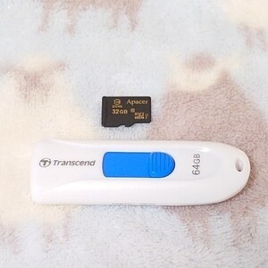 64GBのUSBメモリと32GBのMicroSDカードのセット USB3.0 USBメモリ Transcend トランセンド