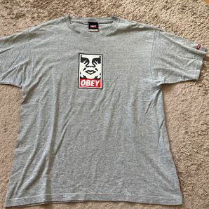 OBEY Tシャツ トップス 半袖 グレー