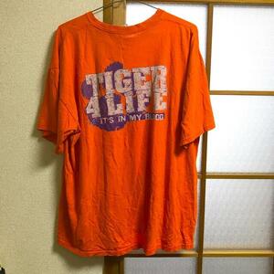 訳あり　XL ギルダン　Tシャツ　オレンジ　ヴィンテージ　海外　半袖　メンズ　The Blood Connection　TIGER 4LIFE　プリントTシャツ