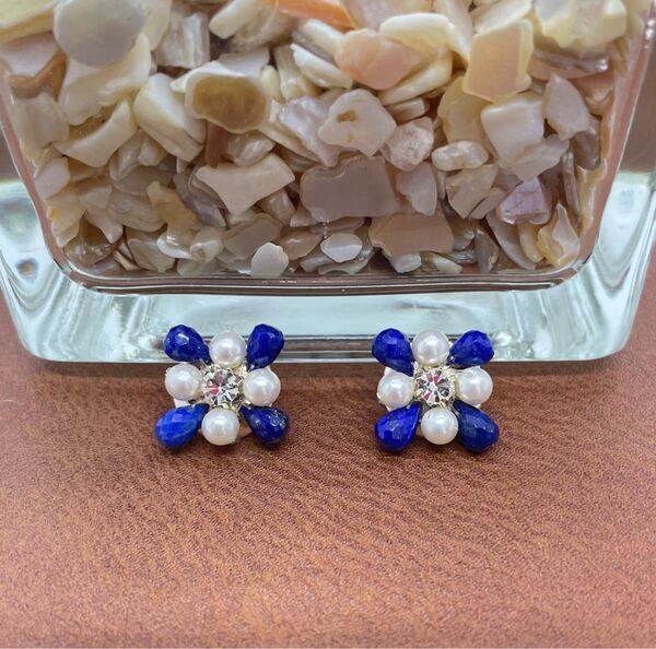 ラピスラズリ&貝パール&クリスタルのピアスorイヤリング♯上品 可愛い
