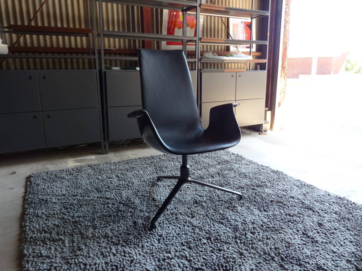 Knoll WALTERの値段と価格推移は？｜4件の売買データからKnoll WALTER