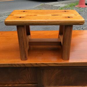 欅 スツール 無垢材 飾り台 ケヤキ 椅子 サイドテーブル 腰掛け　花台