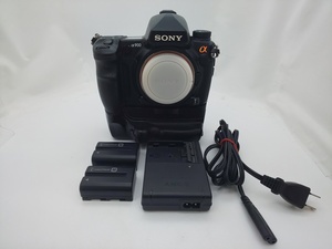 【中古】SONY α900 + VG-C90AM DSLR-A900 グリップ付 ショット数約800回 電池2個 CF4GB 充電器付 ソニー