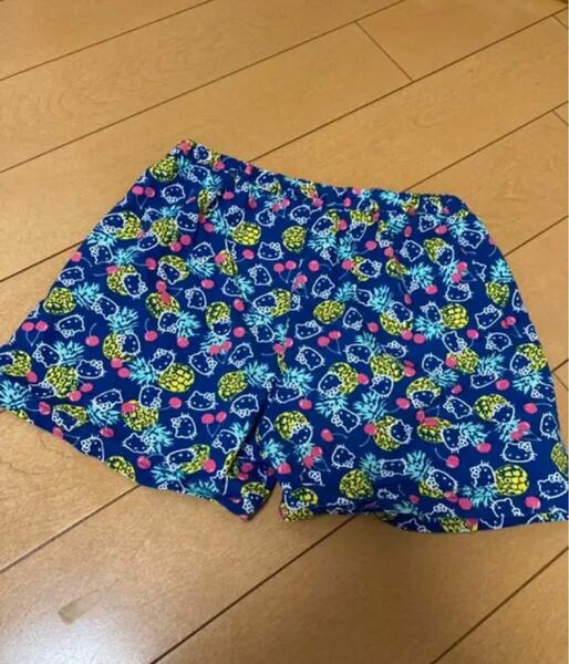 300円購入可能　キティちゃん　ショートパンツ　パジャマにも　130センチ