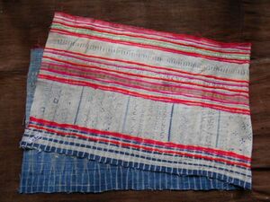手織麻布100x32 cm no.282　HEMPぬの　ラオスモン族hmong　藍染めはぎれ　ロウケツ染め　batik
