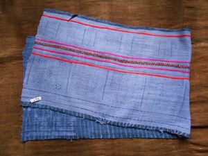 手織麻布100x32 cm no.272　HEMPぬの　ラオスモン族hmong　藍染めはぎれ　ロウケツ染め　batik