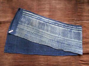 手織麻布100x 22cm no.174　HEMPぬの　ラオスモン族hmong　藍染めはぎれ　ロウケツ染め　batik