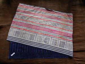 手織麻布100x36 cm no.166　HEMPぬの　ラオスモン族hmong　藍染めはぎれ　ロウケツ染め　batik