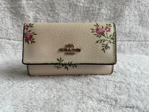 COACH コーチ キーケース 花柄