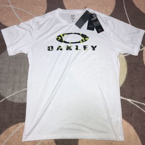 未使用品 OAKLEYオークリー Tシャツ XXLサイズ