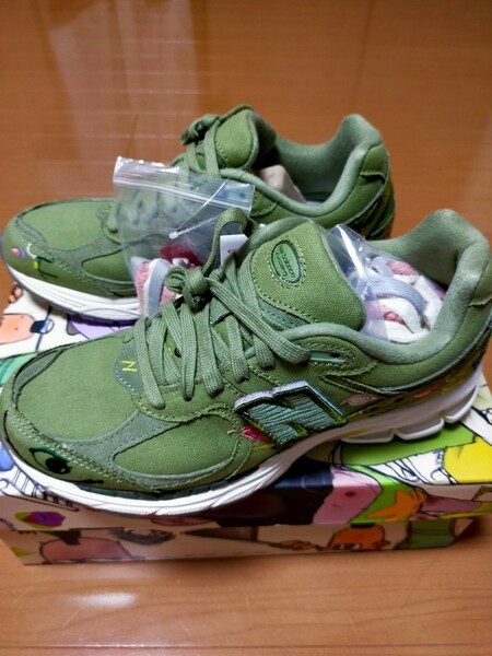 Bryant Giles × New Balance 2002R "Green"ブライアント ジャイルス × ニューバランス 