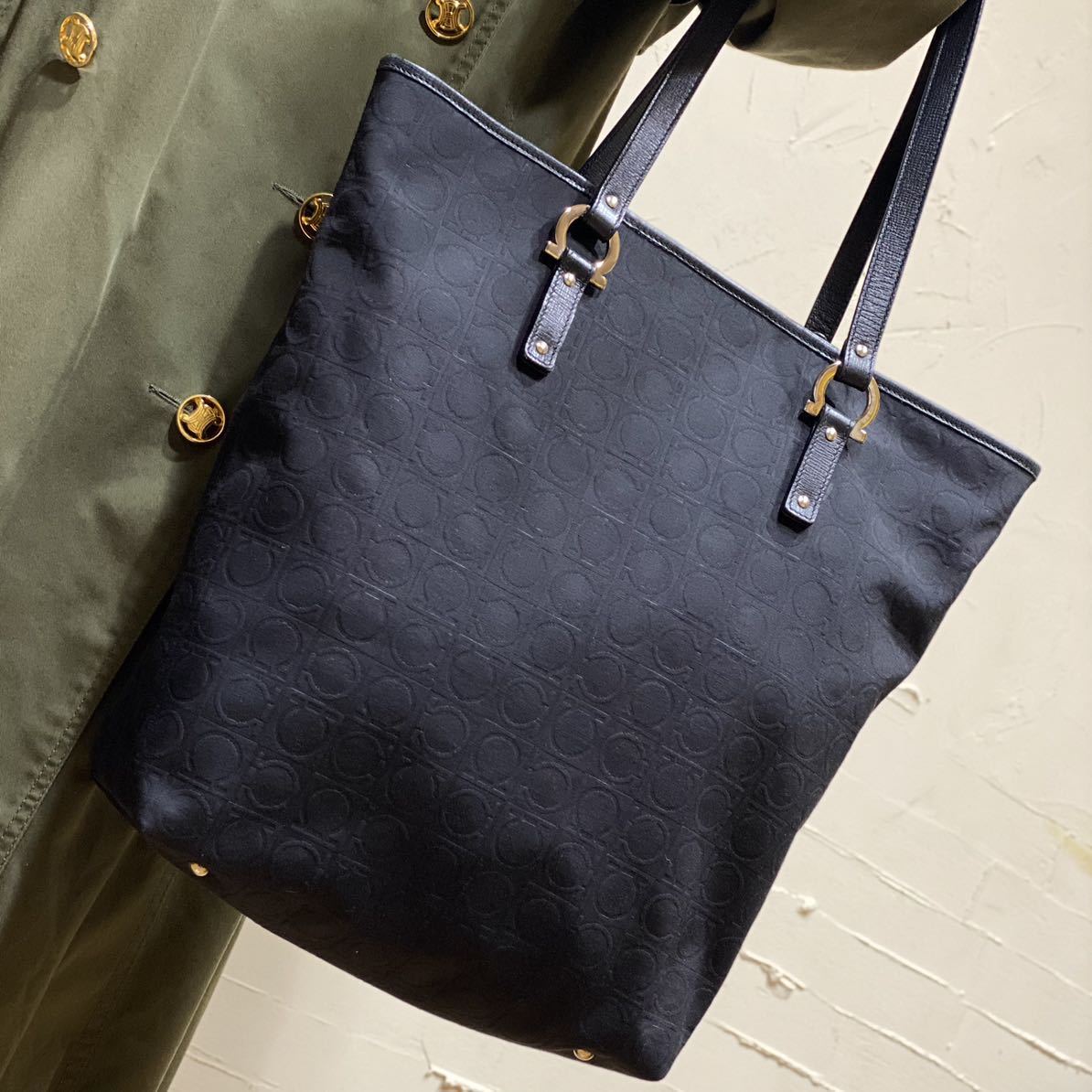 ゆったり柔らか 極美品 サルヴァトーレフェラガモ レザー 2WAY