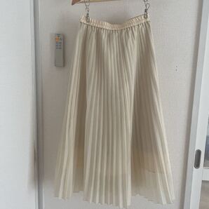 GU チュールプリーツスカート