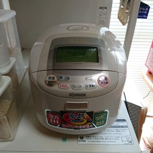 最終値下げ!ほぼ新品!象印圧力IH炊飯ジャー