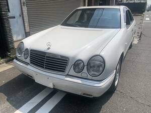 キレイです！　W210 E430　ドア