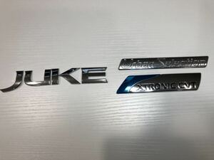 ジューク　JUKE F15系前期　純正リアバンパーエンブレム　左右　アーバンセレクション　Urban Selection XTRONIC CV T