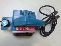 Makita マキタ 　82mm　電気カンナ　1900BASP1　（替刃式、電気ブレーキ付き）_画像2