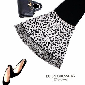 美品 BODY DRESSING Deluxe ボディドレッシング デラックス ■ 春 夏 ほんのり艶 ドット シフォン フレアスカート 36 S 7号 ライトグレー