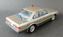 日産・F31 レパード (さらば あぶない刑事)　　1/24　　アオシマ　完成品_画像6