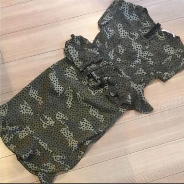 ユニクロ×カリーヌコラボ カモフラ セットアップ