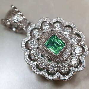 Pt900 emerald 0.35ct diamond 0.50ctfi Len tse carving pendant top top platinum 