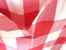 ギンガムチェック柄 ワンピース 赤×白 ノースリーブ 猫目ボタン レディース古着 小さめサイズ_画像7