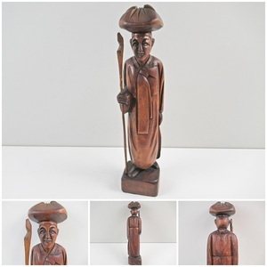◆[A132]朝鮮　木彫り人形　高さ約30cm　木製　 朝鮮　風俗人形　朝鮮 一刀彫　農民美術　人形　彫刻　郷土玩具　　