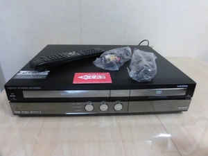 SHARP シャープ 2009年製DV-ACV52 VHS/HDD/DVDレコーダー　リモコン・取説付・B-CASカード・付属コード付　現状ジャンク品