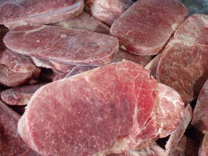 ■即決■数量限定品 牛サーロインステーキor牛ロースステーキ 端材 2kg 同梱可能