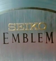 NN0808　２３６中古　美品　SEIKO　アンティーク調　置時計　＜EMBLEM＞　高音質チャイム（クリスタル音）正時打ち・チャイム２曲の切替式_画像2