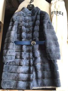 即決　新品　付属品付　FENDI　フェンディ　最高峰モデル　ベルト付　ミンクコート☆48サイズ　グレー系ネイビー