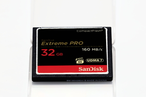 ◆◇【送料無料】 CFカード SanDisk Extreme PRO 32GB 160MB/s（その１）◇◆
