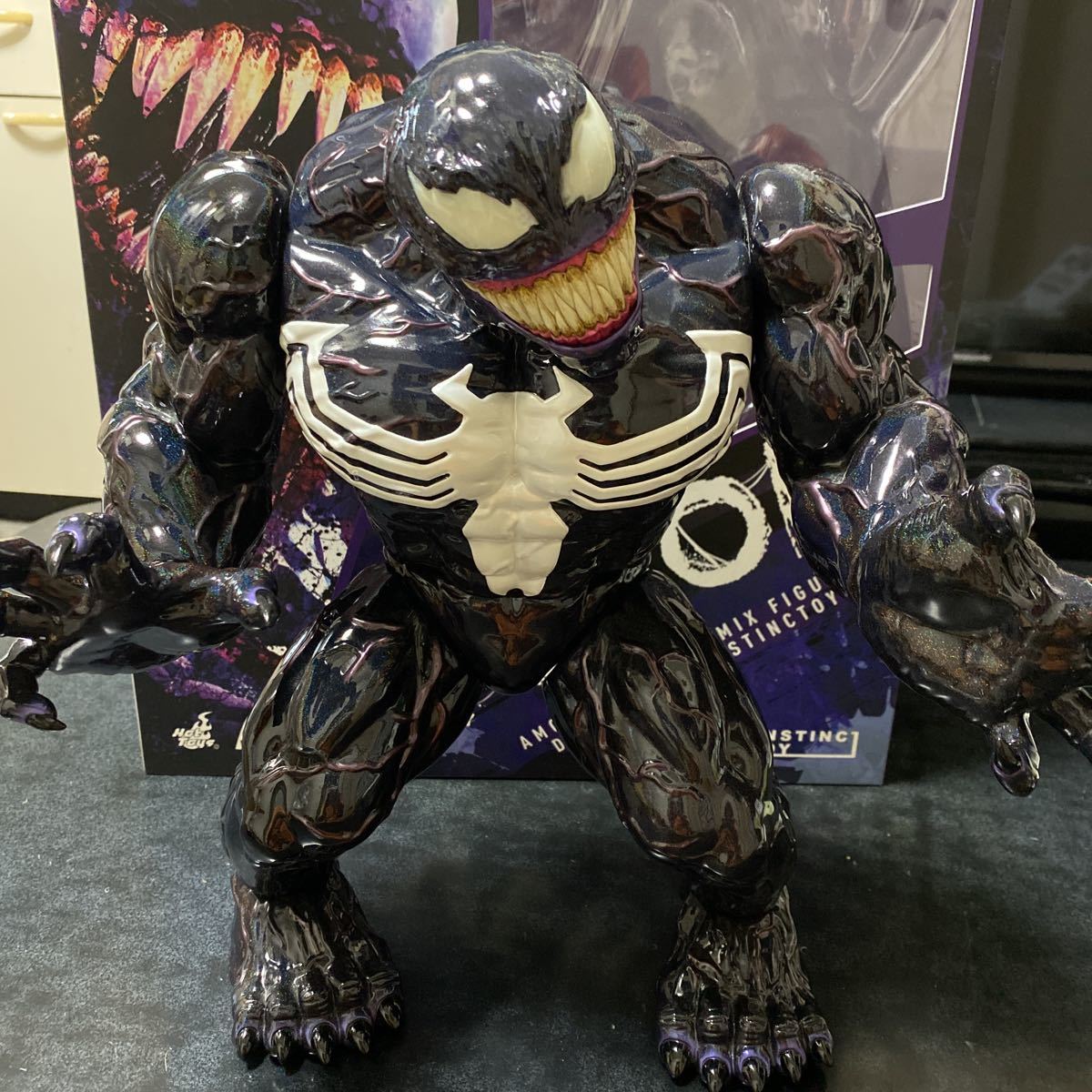 INSTINCTOY HOTTOYS 【VENOM】 アンチヴェノム ver.-