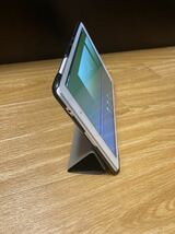 【美品】Qua tab HWT31 ホワイト Android タブレット フィルムとカバー装着済み_画像6