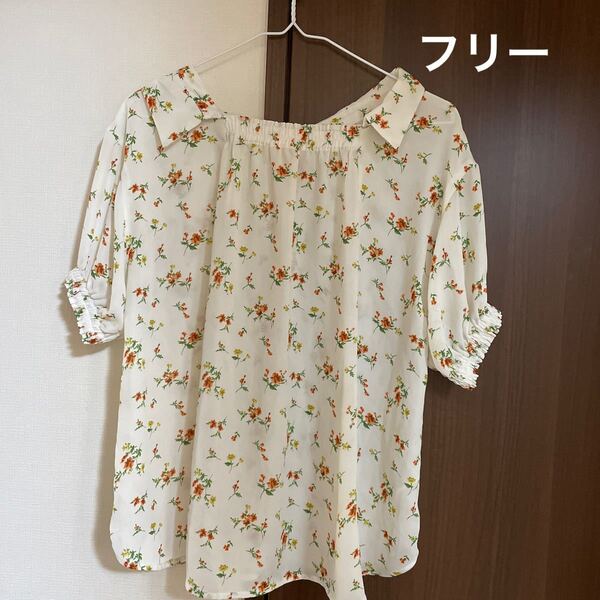 E hyphen world gallery 花柄ブラウス フリーサイズ