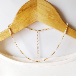 マルチカラーデザイン ビーズネックレス