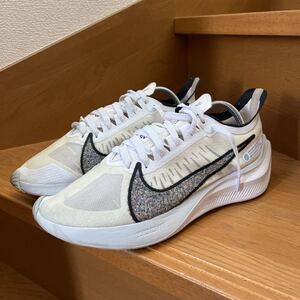 『NIKE』ZOOM GRAVITY ナイキ ズームグラビティ BQ3202-101 27cm ホワイト