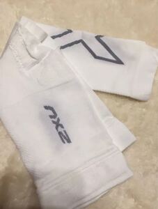 2XU アームスリーブ 白 アームカバー