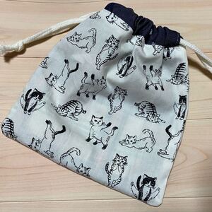 ハンドメイド ねこ柄巾着袋