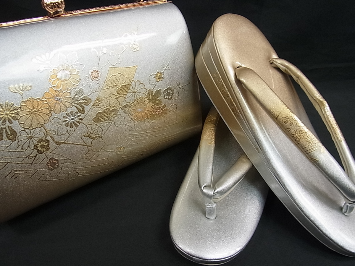 和装小物 草履の値段と価格推移は?|2,377件の売買情報を集計した和装 ...